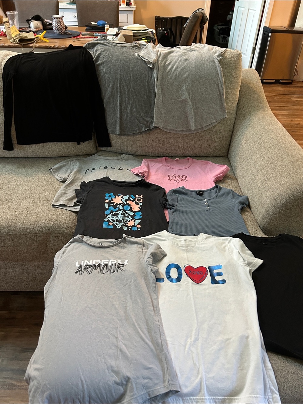 Bundle of 10 shirts